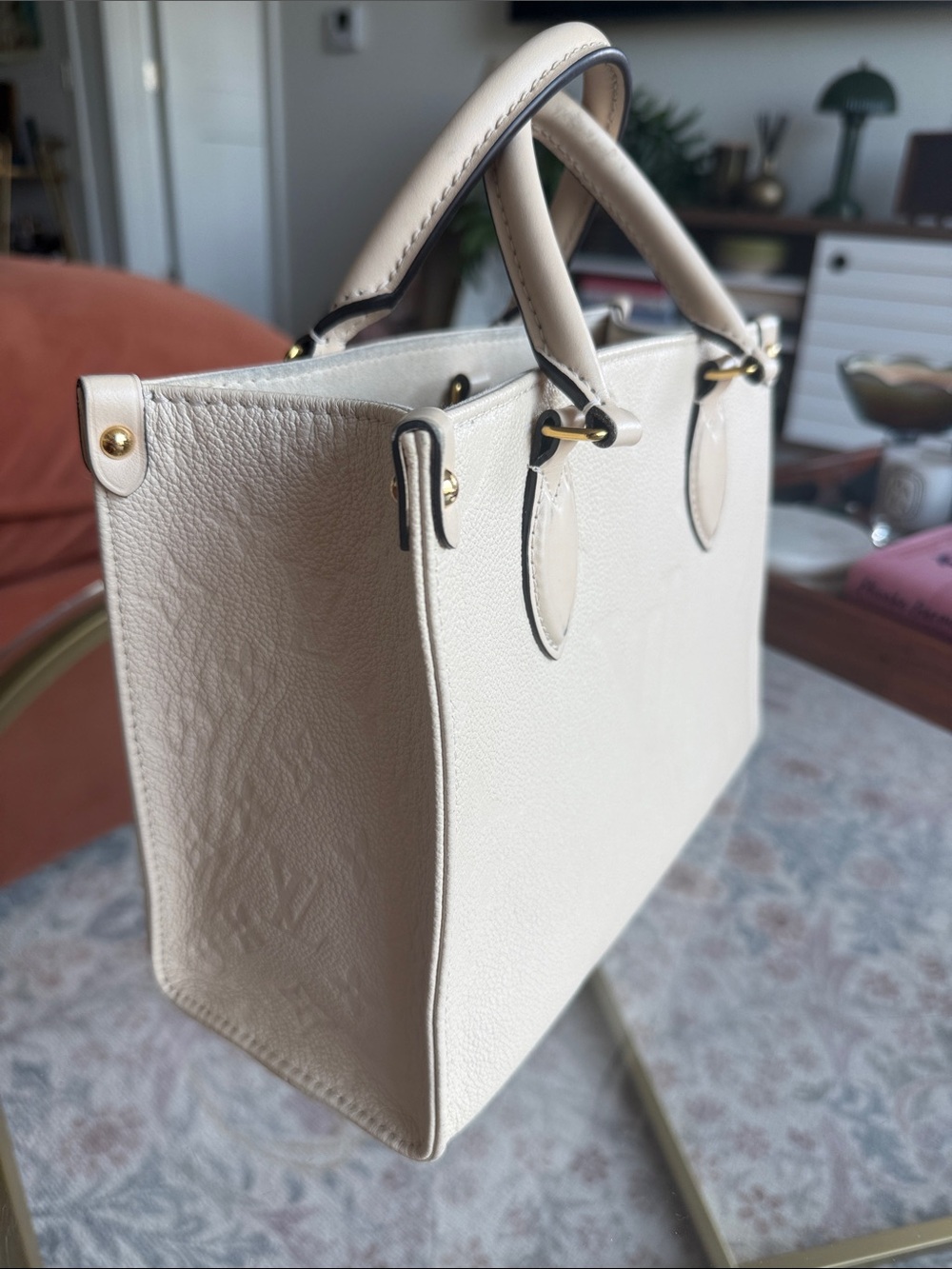 Louis Vuitton OnTheGo PM Cream with Gold Hardware - Picture 8 of 11